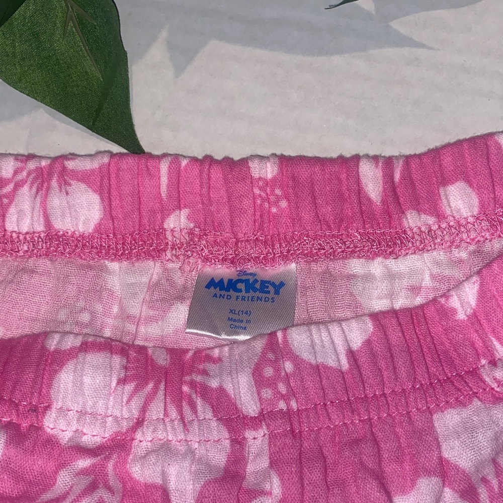Pink Floral Women Shorts - Picture 3 of 3